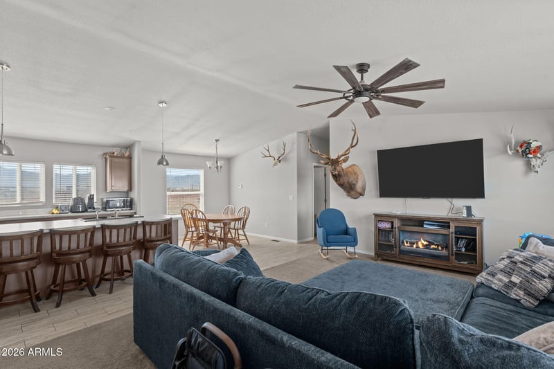 49316 N 528th Ave, Aguila, AZ 85320