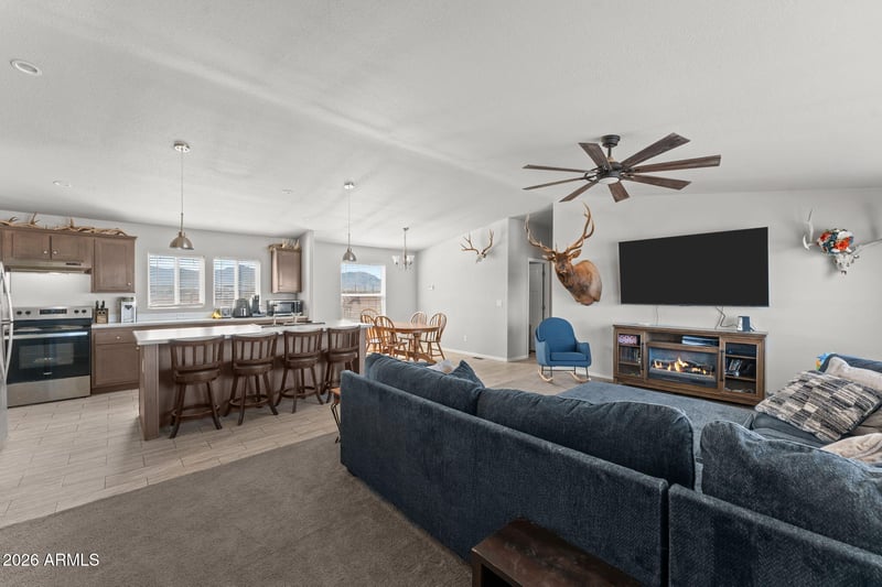 49316 N 528th Ave, Aguila, AZ 85320