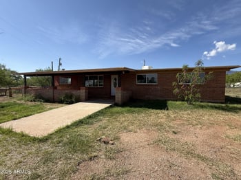 4932 Bevers St, Sierra Vista, AZ 85650