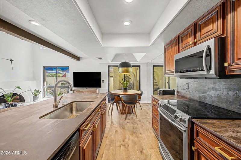 4932 E Siesta Dr #3, Phoenix, AZ 85044