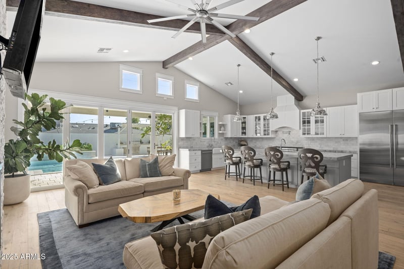 4933 Whitton Ave, Phoenix, AZ 85018