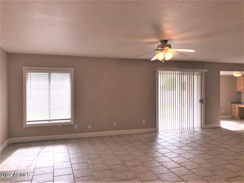 4937 E Voltaire Ave, Scottsdale, AZ 85254