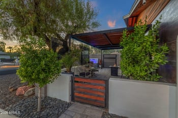 4937 N 82nd St, Scottsdale, AZ 85251