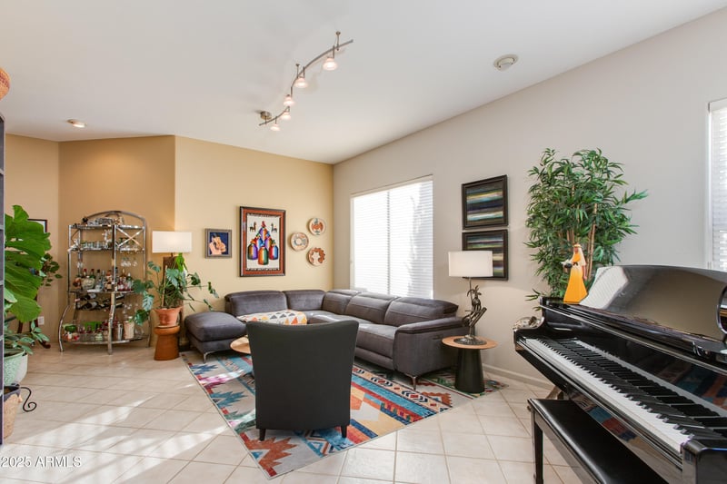 4937 Villa Theresa Dr, Scottsdale, AZ 85254