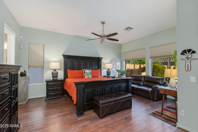 4937 Villa Theresa Dr, Scottsdale, AZ 85254