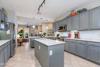 4937 Villa Theresa Dr, Scottsdale, AZ 85254