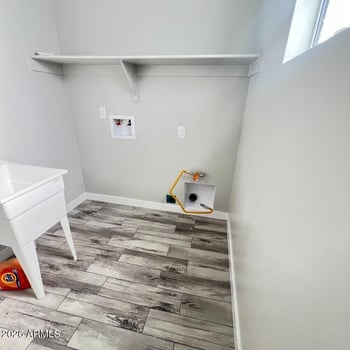4937 W Sierra Vista Dr, Glendale, AZ 85301