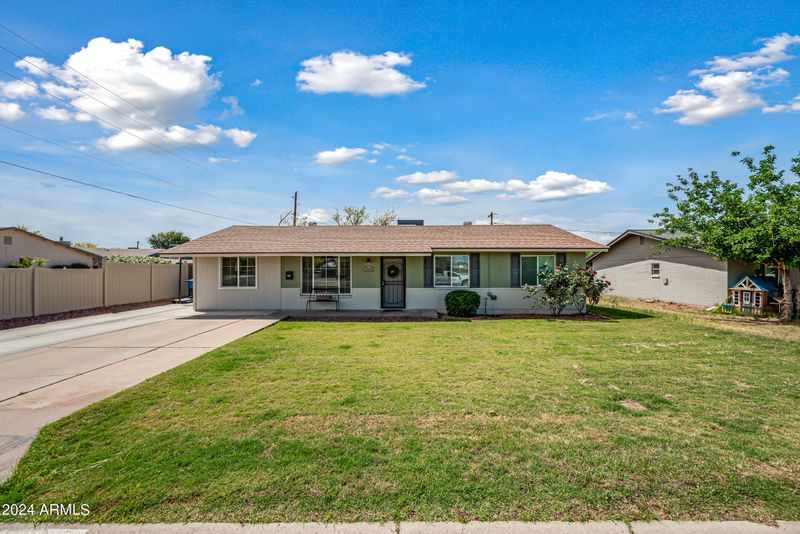 4939 E Palm Ln, Phoenix, AZ 85008