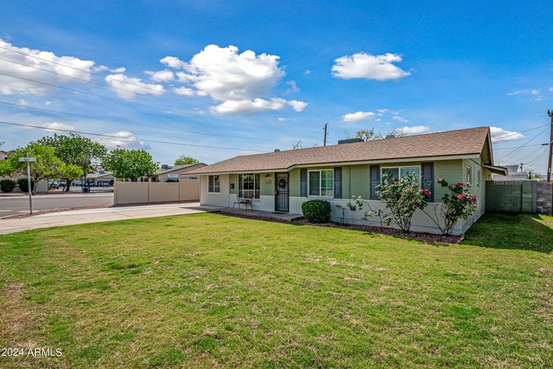4939 E Palm Ln, Phoenix, AZ 85008