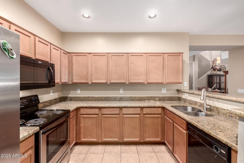 4939 Harwell Rd, Laveen, AZ 85339