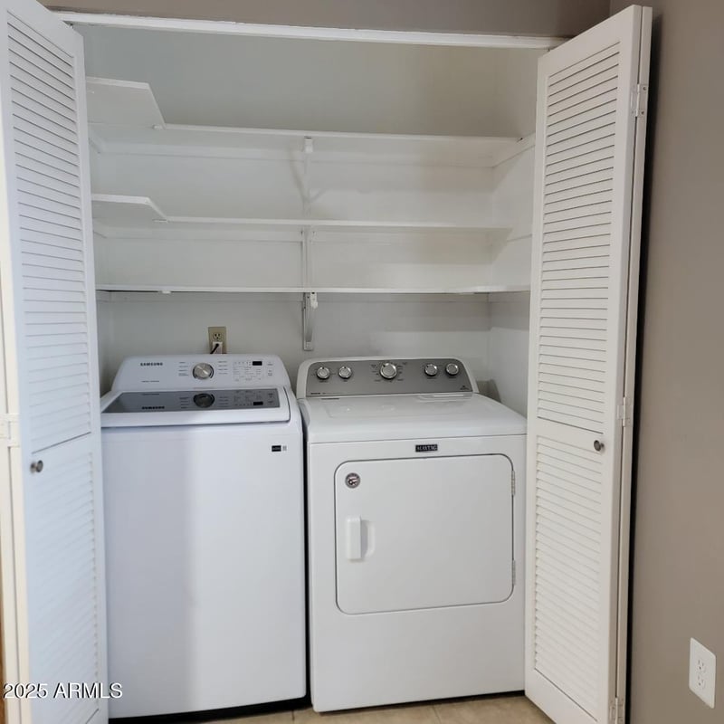 4940 Hobart St, Mesa, AZ 85205