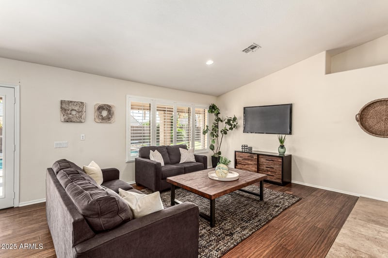 4940 Rosemary Dr, Chandler, AZ 85248