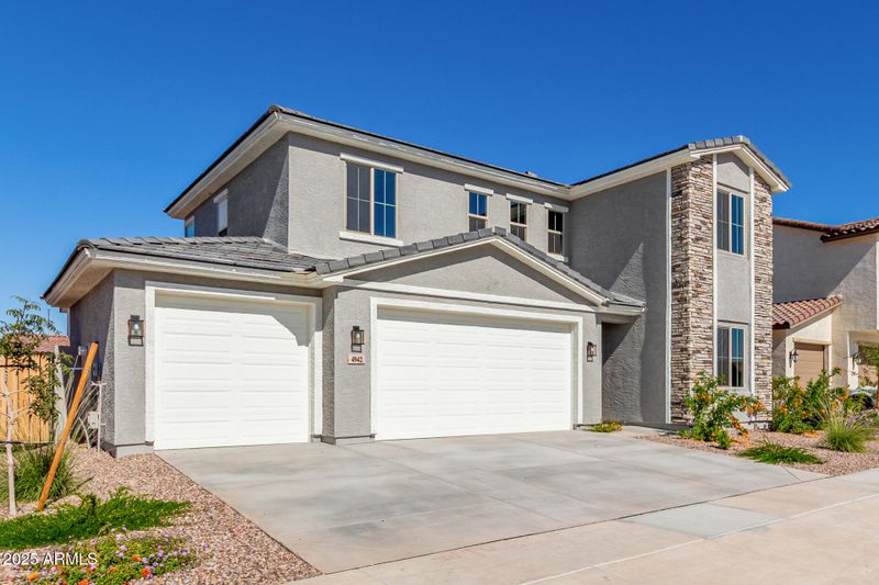 4942 W Brown St, Glendale, AZ 85302