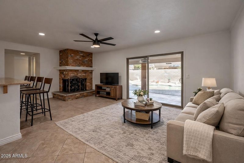 4942 W Purdue Ave, Glendale, AZ 85302