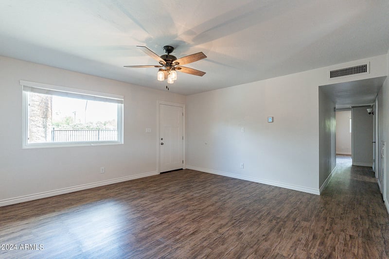 4943 Indian School Rd #4, Phoenix, AZ 85018