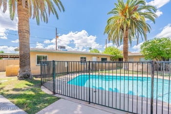 4943 Indian School Rd #4, Phoenix, AZ 85018