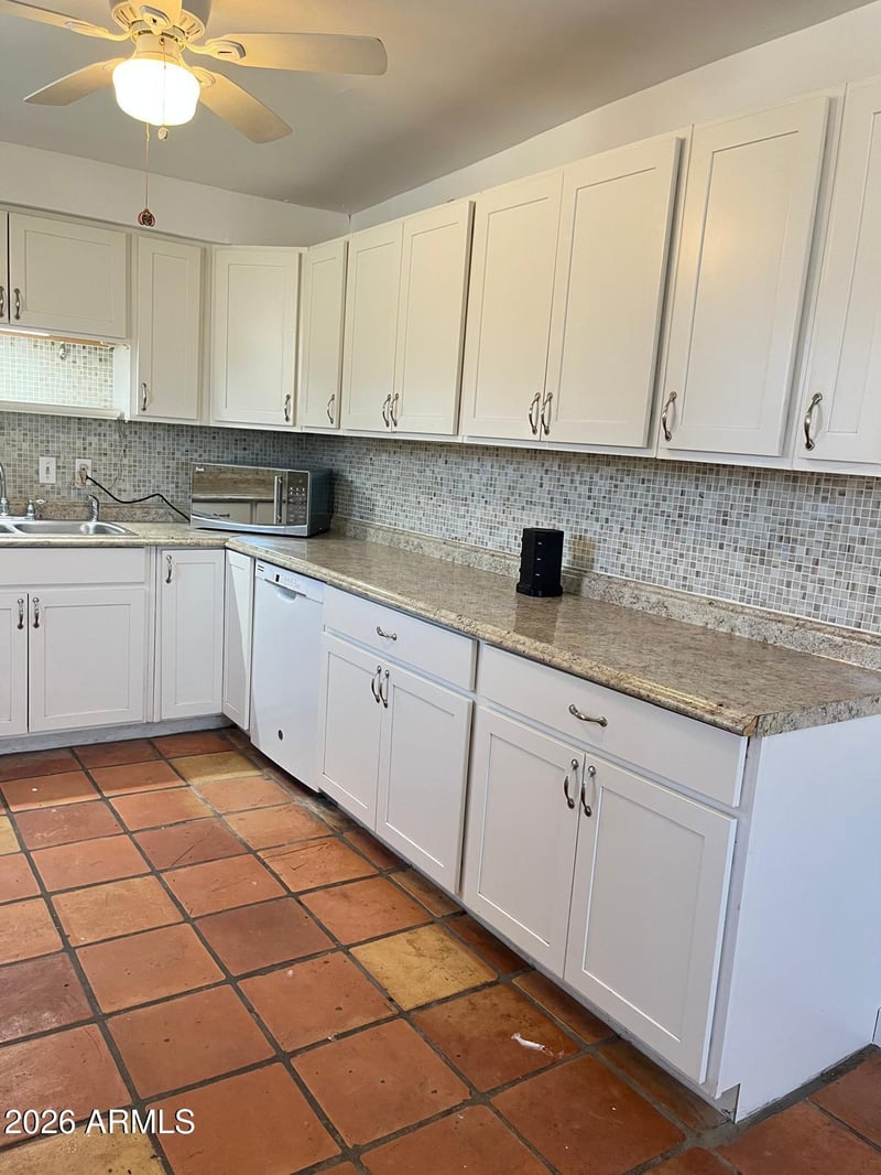 4943 W Citrus Way, Glendale, AZ 85301
