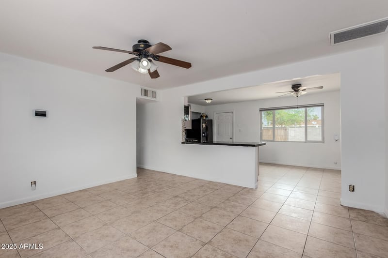 4944 Sierra Vista Dr, Glendale, AZ 85301