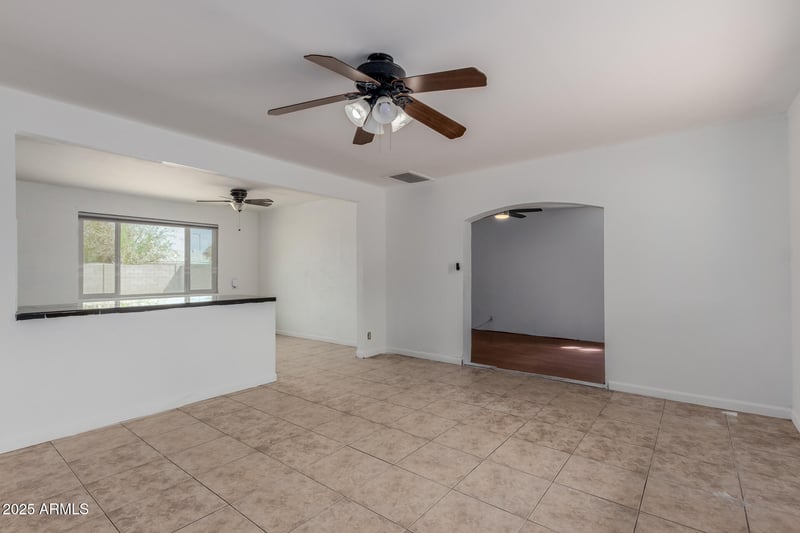 4944 Sierra Vista Dr, Glendale, AZ 85301