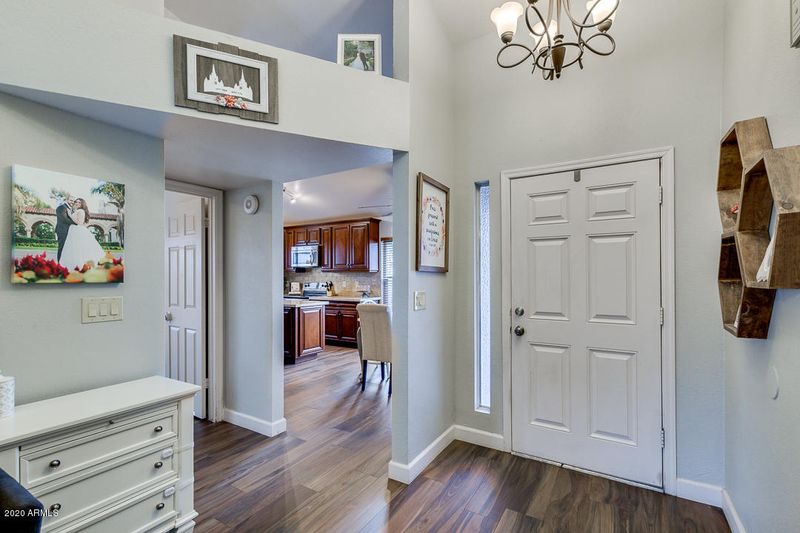 4944 W Julie Dr, Glendale, AZ 85308