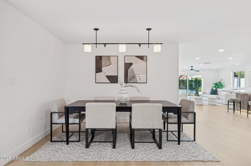 4944 Windrose Dr, Scottsdale, AZ 85254