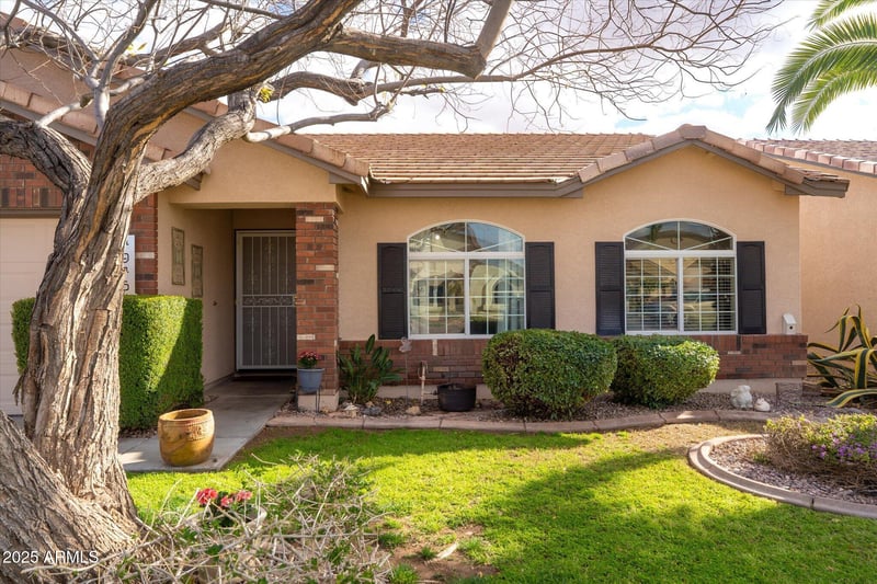 4945 Shapinsay Dr, San Tan Valley, AZ 85140