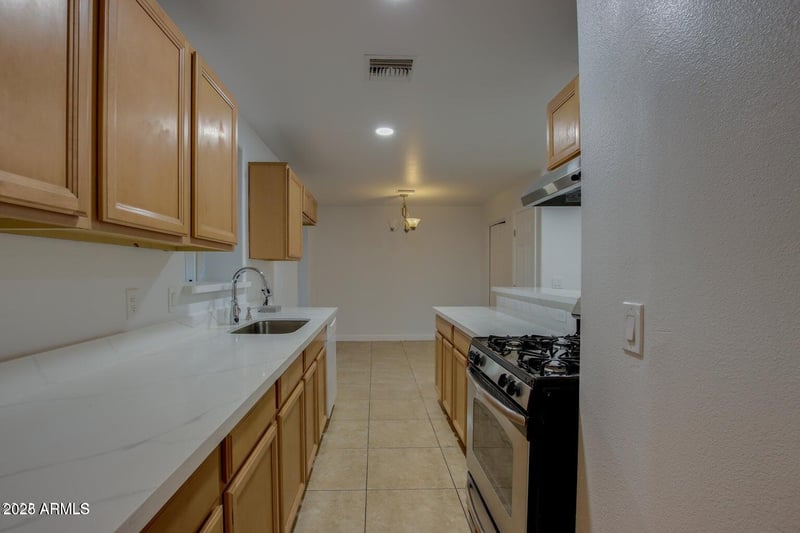 4948 Pierson St, Phoenix, AZ 85031