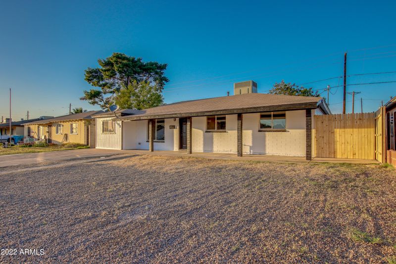 4948 W Pierson St, Phoenix, AZ 85031