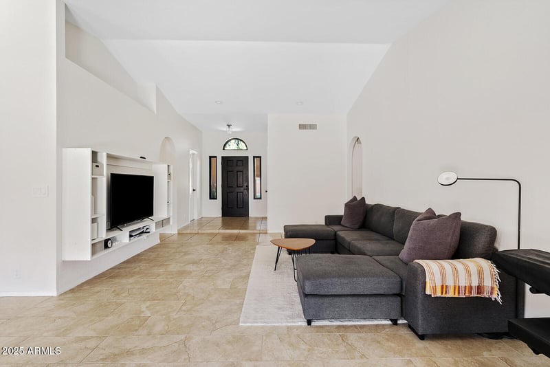 4949 Gary St, Mesa, AZ 85205