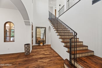 4949 Lincoln Dr #16, Paradise Valley, AZ 85253