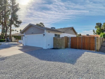 4949 Royal Palm Rd, Glendale, AZ 85302