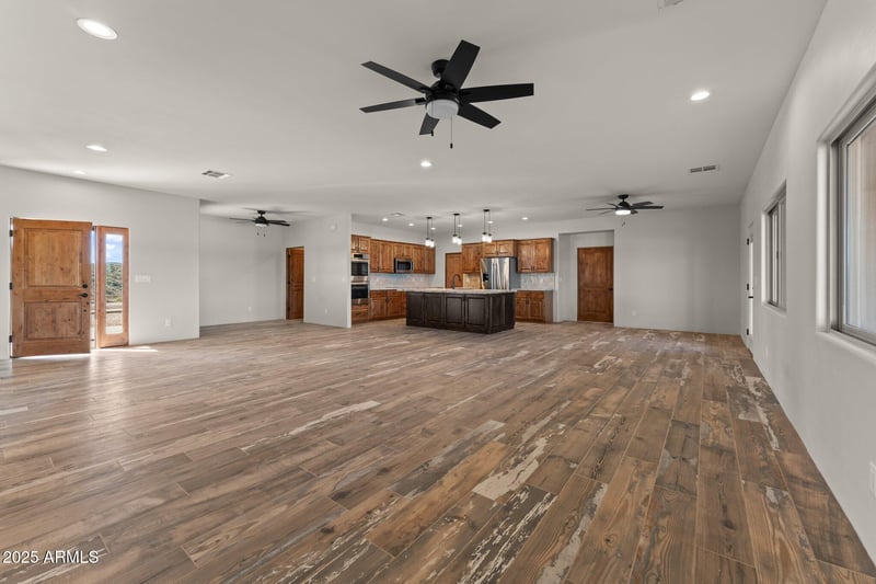 4950 Black Mountain Rd, Wickenburg, AZ 85390