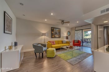 4950 Miller Rd #338, Scottsdale, AZ 85251