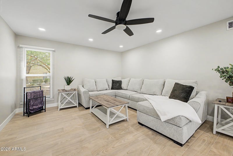 4950 N Miller Rd #102, Scottsdale, AZ 85251