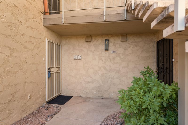 4950 N Miller Rd #121, Scottsdale, AZ 85251
