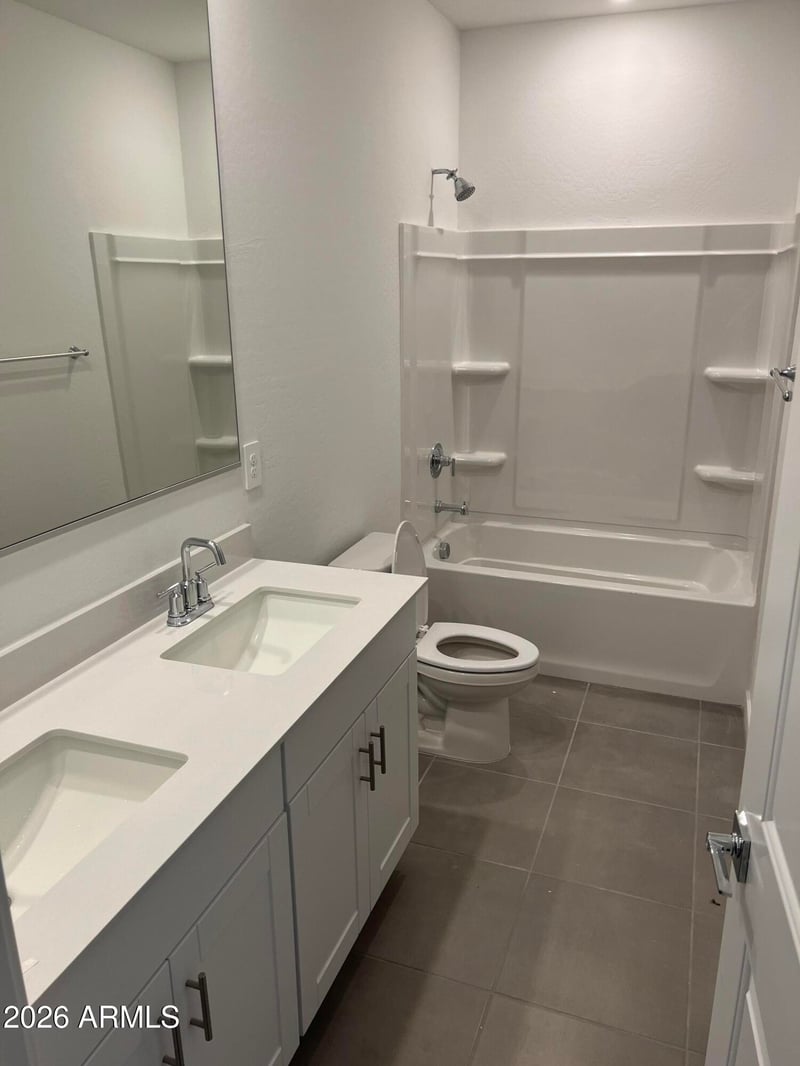 4955 Karl St, San Tan Valley, AZ 85144