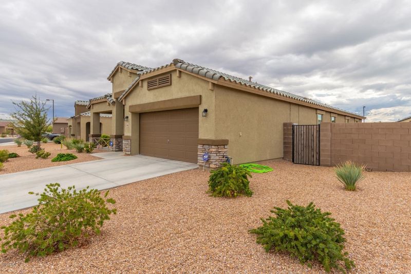 4956 S 237th Dr, Buckeye, AZ 85326