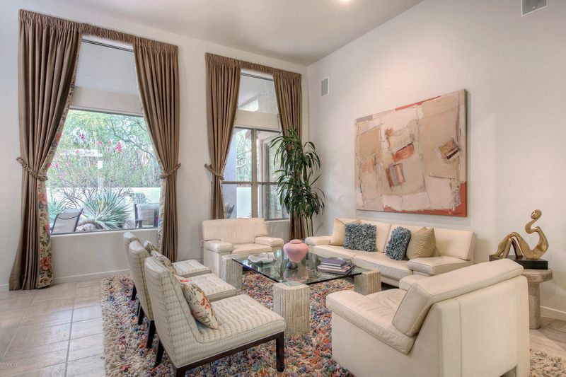 4958 E Calle Tuberia --, Phoenix, AZ 85018