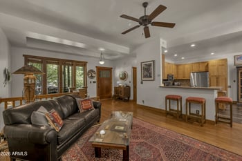 496 Clover Creek Dr, Flagstaff, AZ 86005