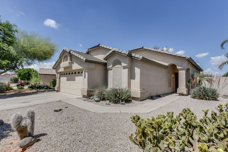 496 E Devon Dr, Gilbert, AZ 85296
