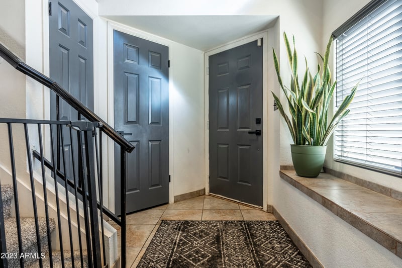496 S Seawynds Blvd, Gilbert, AZ 85233