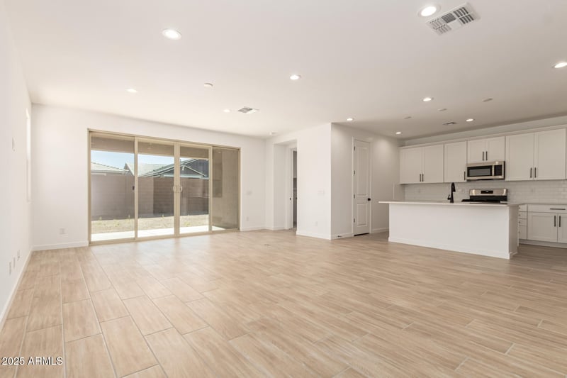 4961 Chuck Box Rd, Laveen, AZ 85339