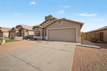 4961 E Holmes Ave, Mesa, AZ 85206