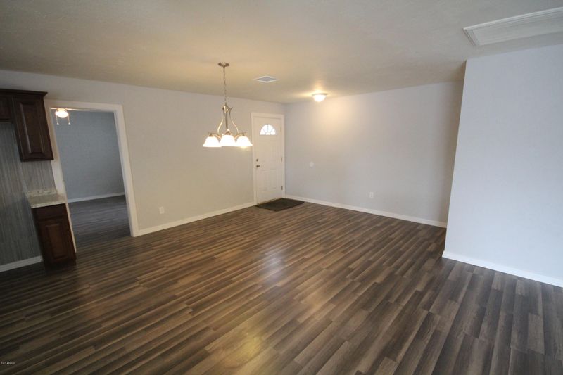 4961 W Verde Ln, Phoenix, AZ 85031
