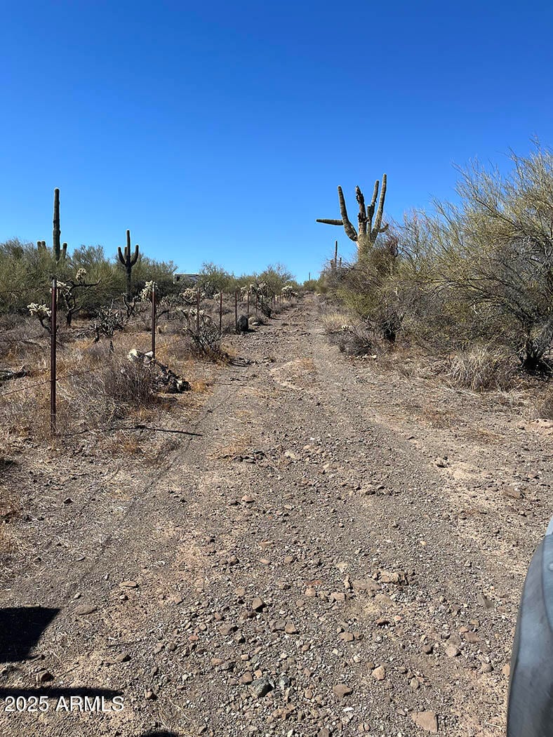 49625 15th Ave, New River, AZ 85087