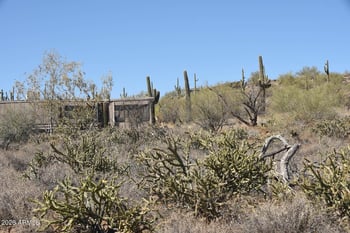49625 N 15th Ave #-, New River, AZ 85087