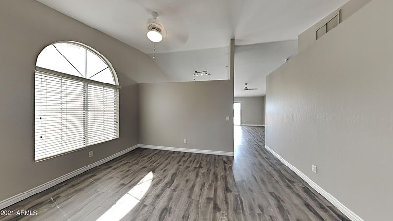4963 E Whitehall Dr, San Tan Valley, AZ 85140