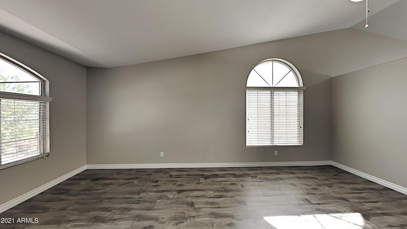 4963 E Whitehall Dr, San Tan Valley, AZ 85140
