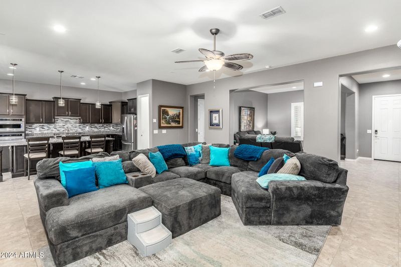 4963 S San Jacinto St, Gilbert, AZ 85298