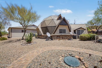 49631 27th Ave, New River, AZ 85087